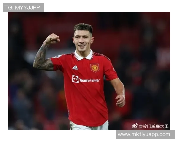 琼斯谈利马伤势恢复情况卢克肖在左中卫位置展现出良好状态