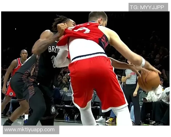 快船拒绝超27年合同但仍有球队对祖巴茨和小琼斯表示兴趣